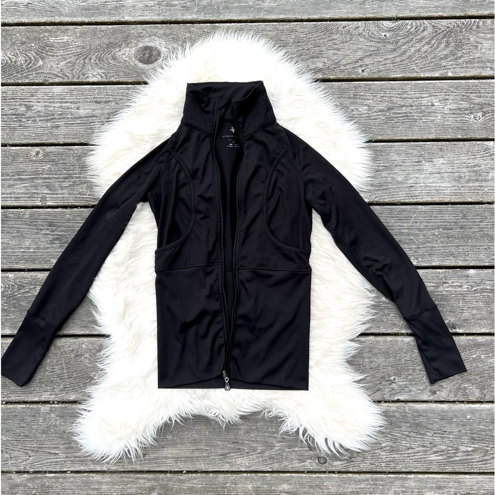 AV Adrienne Vittadini Black Track Jacket Workout Apparel Zip Up Sweater VTG